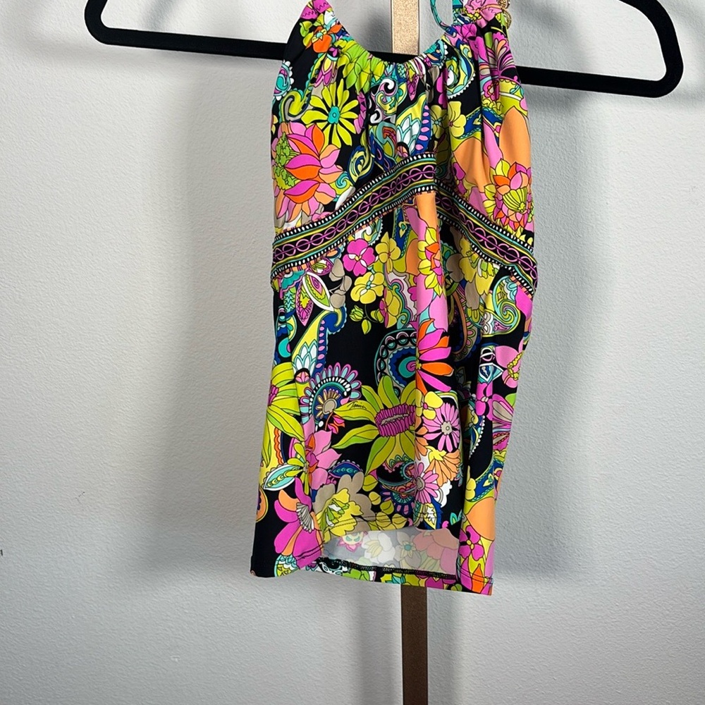 Trina Turk Multicolor Floral Halter Bikini Set Size 8 NWT - Picture 4 of 8